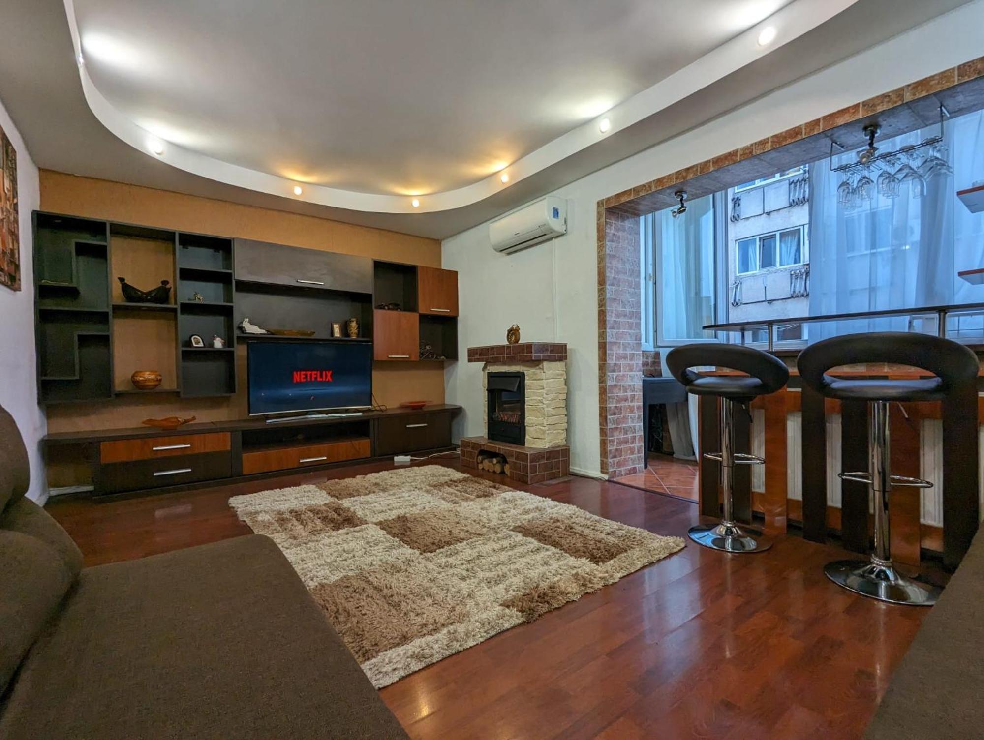 Modern Oasis With A Cozy Fireplace Your Stylish Apartment Minutes From Downtown 부쿠레슈티 외부 사진