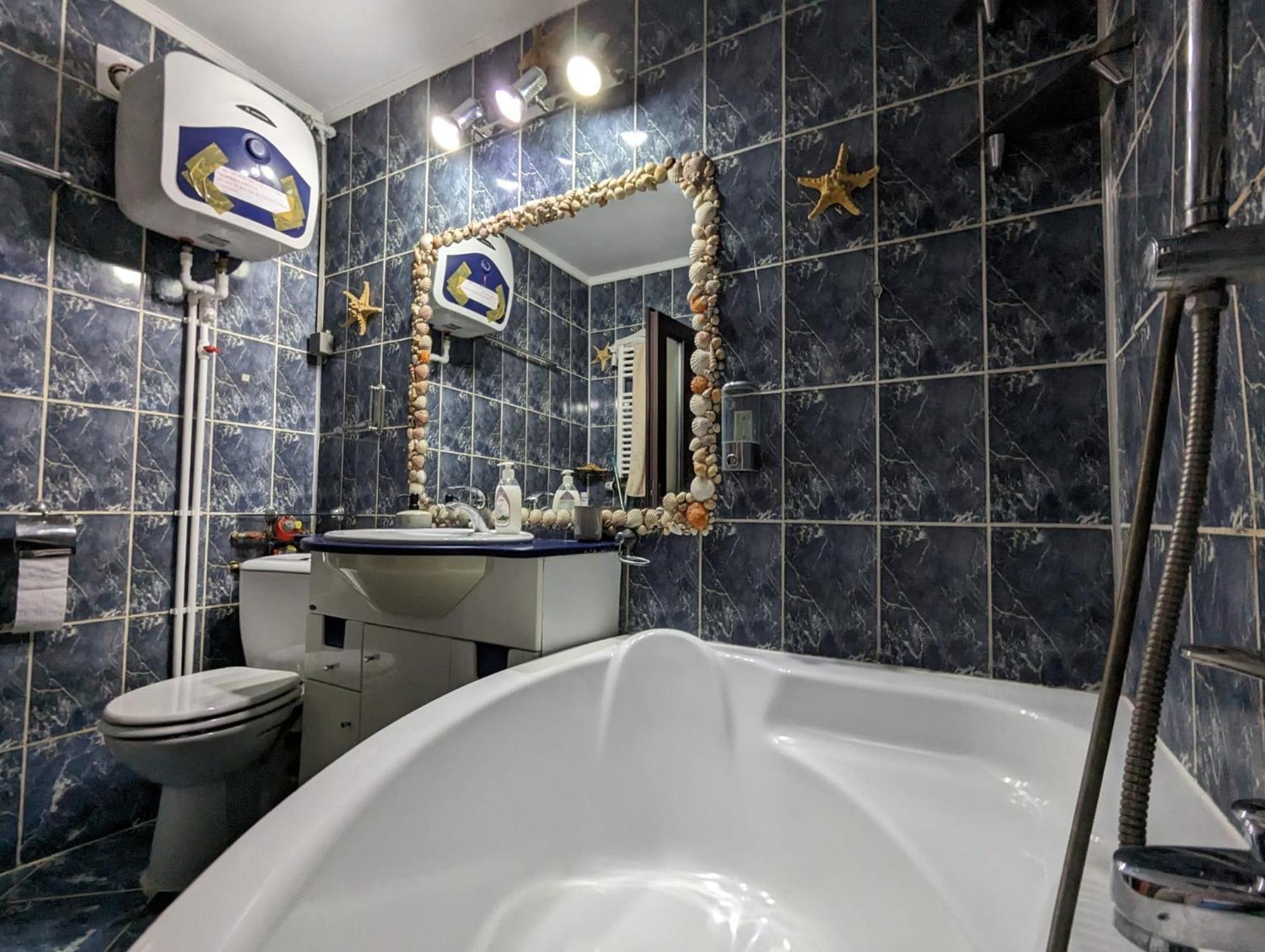 Modern Oasis With A Cozy Fireplace Your Stylish Apartment Minutes From Downtown 부쿠레슈티 외부 사진